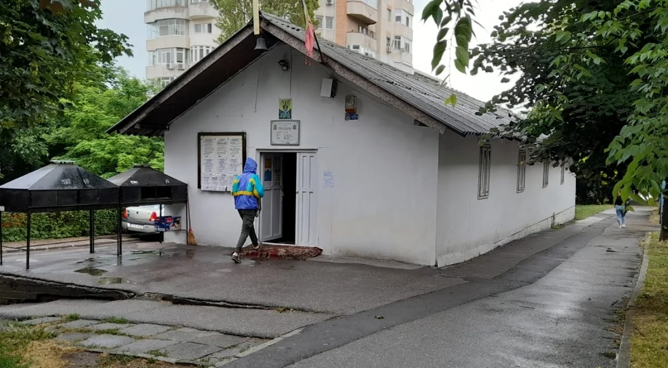 teodosie si chitac colaj biserica demolata foto Arhiepiscopia tomisului