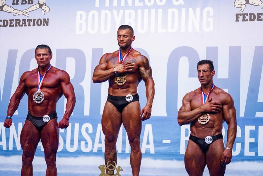 România, pe podiumul mondial: Bilanț fantastic pentru lotul de Culturism și Fitness într-o competiție cu 102 țări FOTO VIDEO