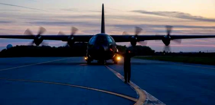 Aeronava a adus din Turcia 45.000 de măşti de protecţie tip FFP2 şi aproximativ 150.000 tip FFP3 FOTO Adrian Sultănoiu/CER SENIN