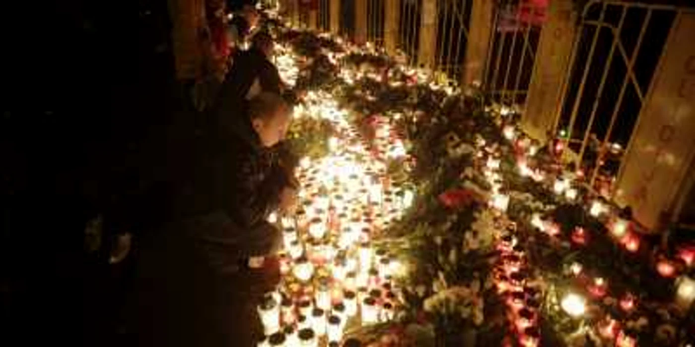 Preşedintele Letoniei a denumit catastrofa din Riga drept o „crimă”. FOTO: Reuters.