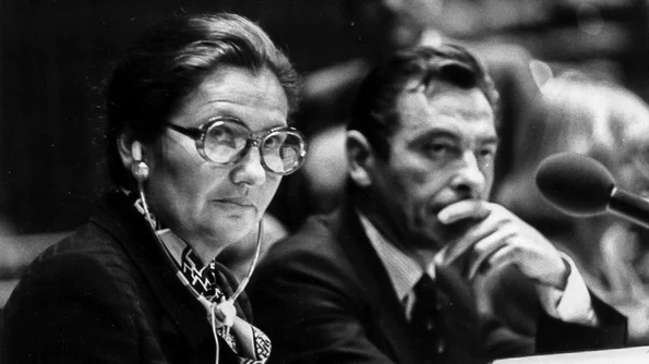 Simone Veil, prima femeie aleasă președinte al Parlamentului European, a murit la 89 de ani jpeg