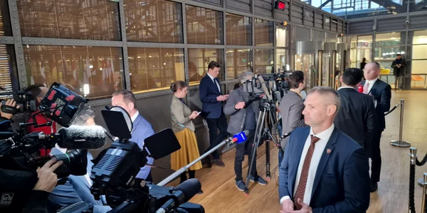 karner respinge jurnalistii romani facebook jpg