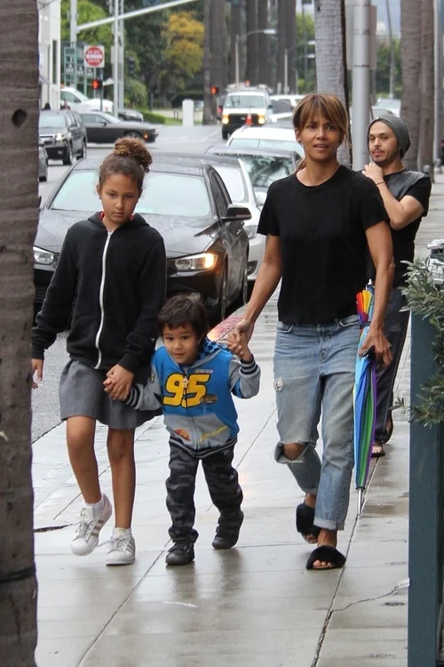 3 halle berry si copiii hepta 3460703 jpg jpeg