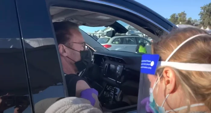 1 arnold schwarzenegger vaccinat jpg jpeg