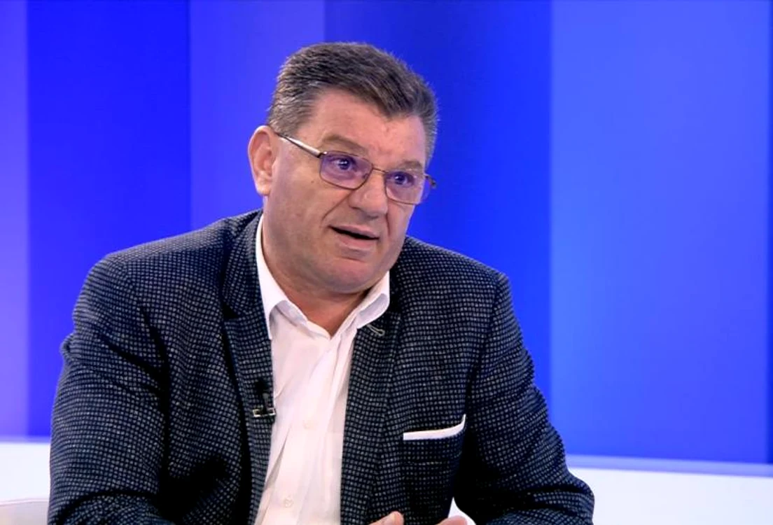 
    Dumitru Coarnă, un personaj controversat în MAIfoto: arhiva personală  