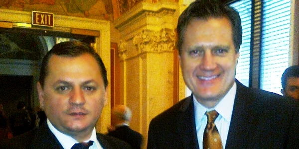 Gabrlase şi Mike Turner