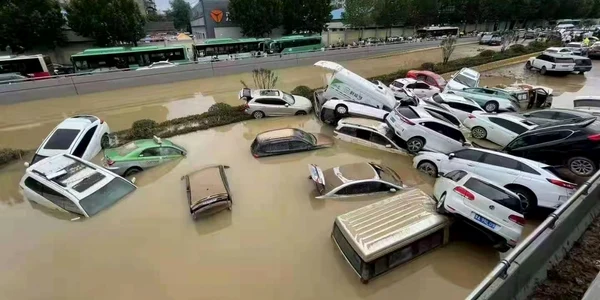 China afectată de inundaţii devastatoare. FOTO Profimedia