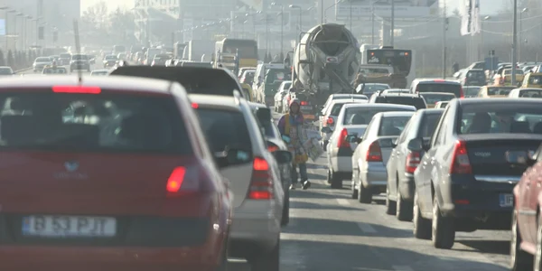 Aglomeraţie în trafic