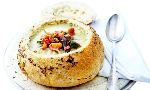 supa crema cartofi paine jpeg