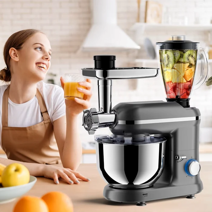 Robot de bucătărie multifuncțional alături de o stăpână fericită Sursă Alibaba com