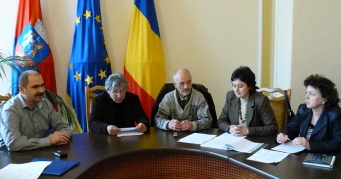 Primarul Ilie Bolojan și reprezentanții Ordinului Arhitecților