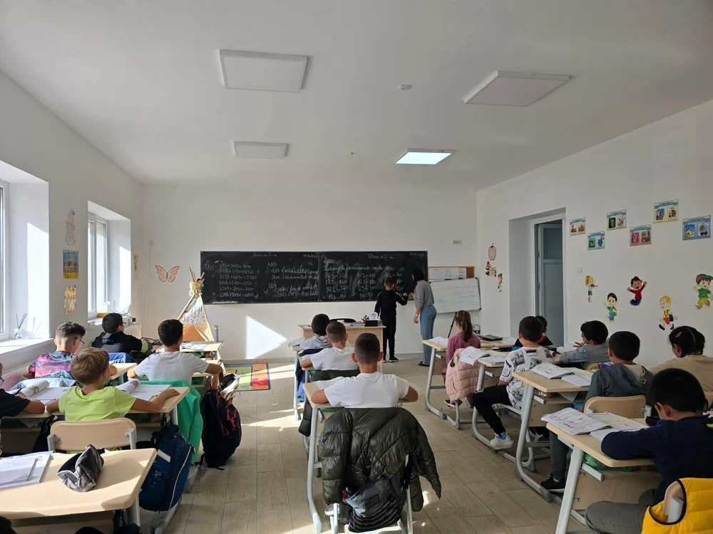 Elevul a avut o răbufnire în timpul orei de curs. FOTO: arhivă 