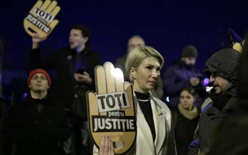 Proteste Parlament - Raluca Turcan / FOTO Inquam Photos / Octav Ganea / 11 dec 2017