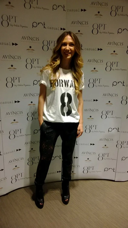 
    Adela Popescu s-a inspirat din viaţa ei pentru a crea prima colecţie de haineFoto: Gheorghe Chelu  