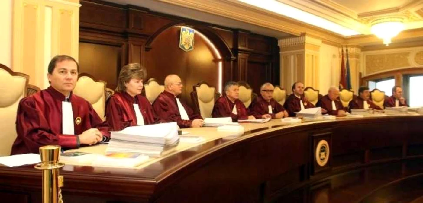 Judecătorii Curţii Constituţionale