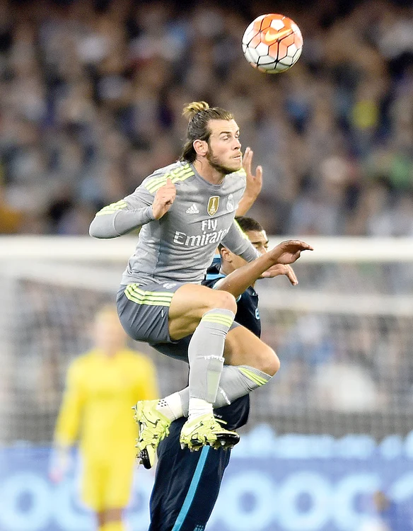 
    Gareth Bale este cel  mai scump transfer  din istorie, dar la  Real Madrid nu a  rupt gura târgului  cu prestaţiile saleFOTO: AP   
