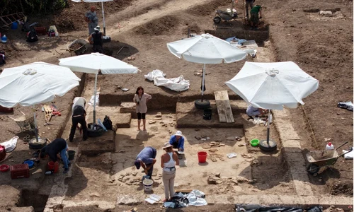 Cercetări arheologice la Gimnaziul Regal de la Mieza 
