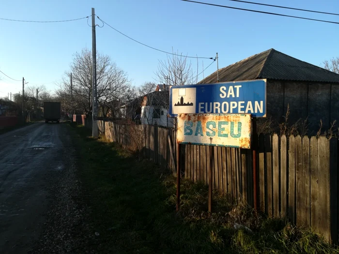 Datorită realizării edilitare, Başeu a primit titulatura de "sat european" FOTO Cosmin Zamfirache