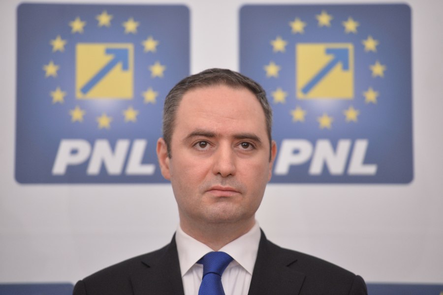 Alexandru Nazare, după întâlnirea cu angajații din Ministerul Finanțelor: „Nu se pune problema blocării plății pensiilor și salariilor”