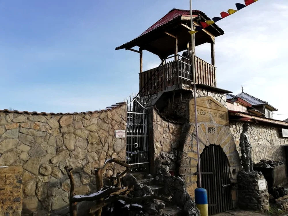 turism frumuseti apuseni