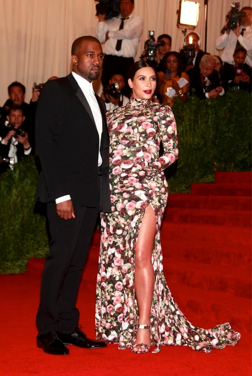 
    Kim Kardashian şi Kanye West (Reuters)  