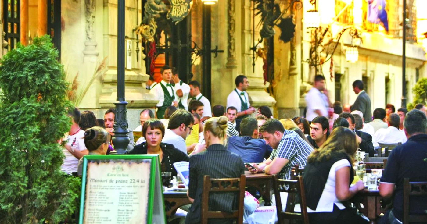 Cei mai mulţi clienţi au venit în baruri pentru meciurile Germaniei, simpatizată de public, dar şi pentru cele ale Braziliei, caz în care cei mai mulţi îşi doreau ca această echipă să piardă FOTO Adevărul