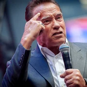 Arnold Schwarzenegger jpg