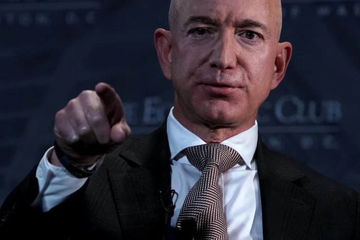 Bezos a menţionat pentru prima dată ideea construirii de colonii spaţiale încă din timpul discursului său de absolvire a liceului  FOTO Alex Wong/Getty Images