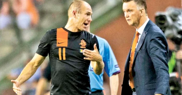 Louis van Gaal şi Arjen Robben