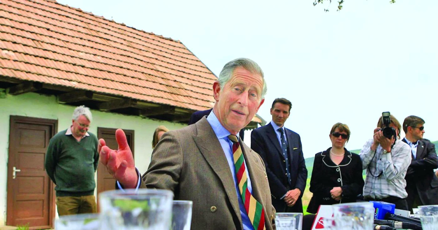 Prinţul Charles vine în fiecare an, în luna mai, la Viscri. Foto: Arhivă