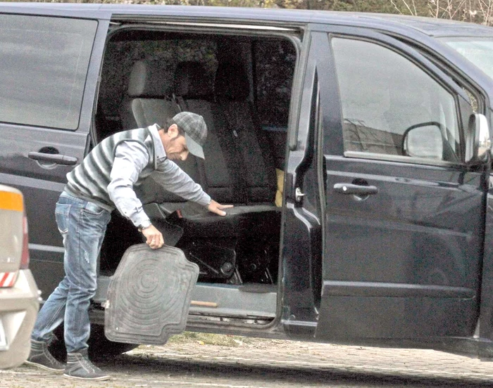 Scutură covoraşele