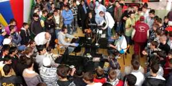 Campionat de Counter Strike la Alba Mall