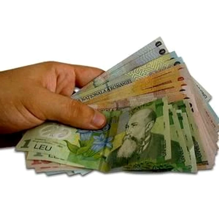 Bătrânul din Vidra şi-a recuperat banii.