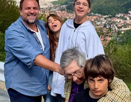 Horia Brenciu a mers în Brașov alături de familie / foto: Instagram