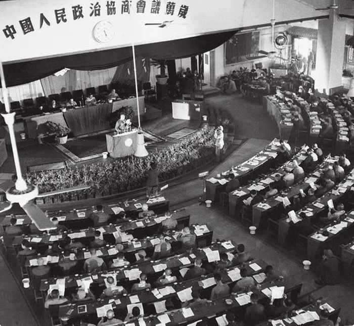 Liderul comunist Mao Zedong. Sursa: Michael Lynch, Mao, Routledge, 2004