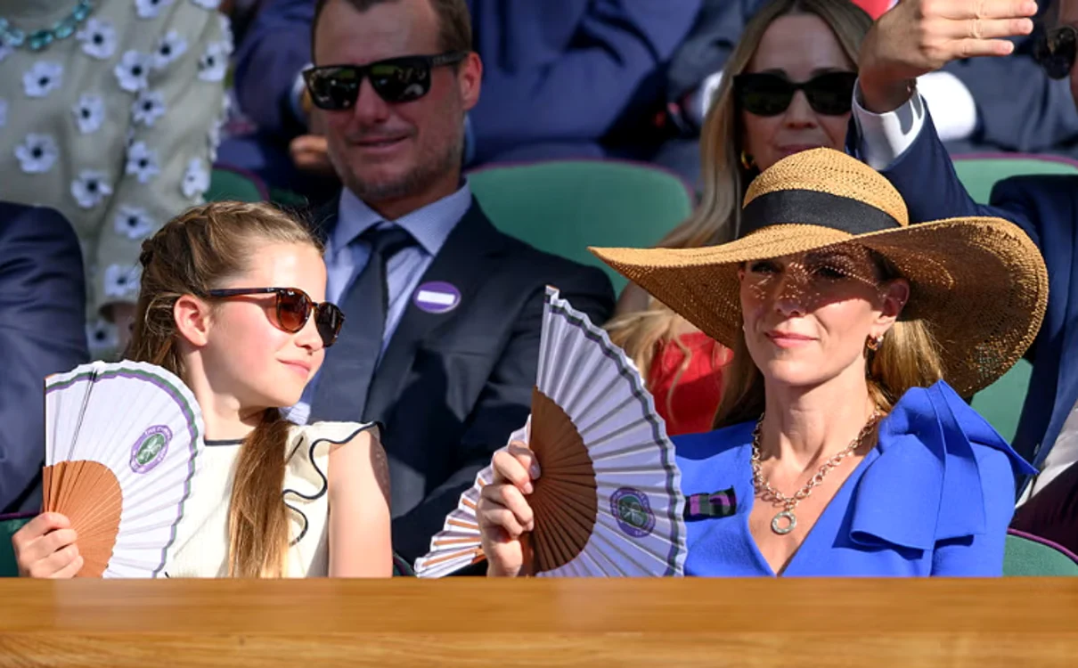 Prințesa Kate și fiica sa au fost surprinse luna trecută la Wimbledon / Sursa foto: Getty Images
