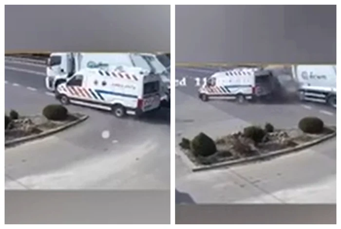 Ambulanța implicată în accident