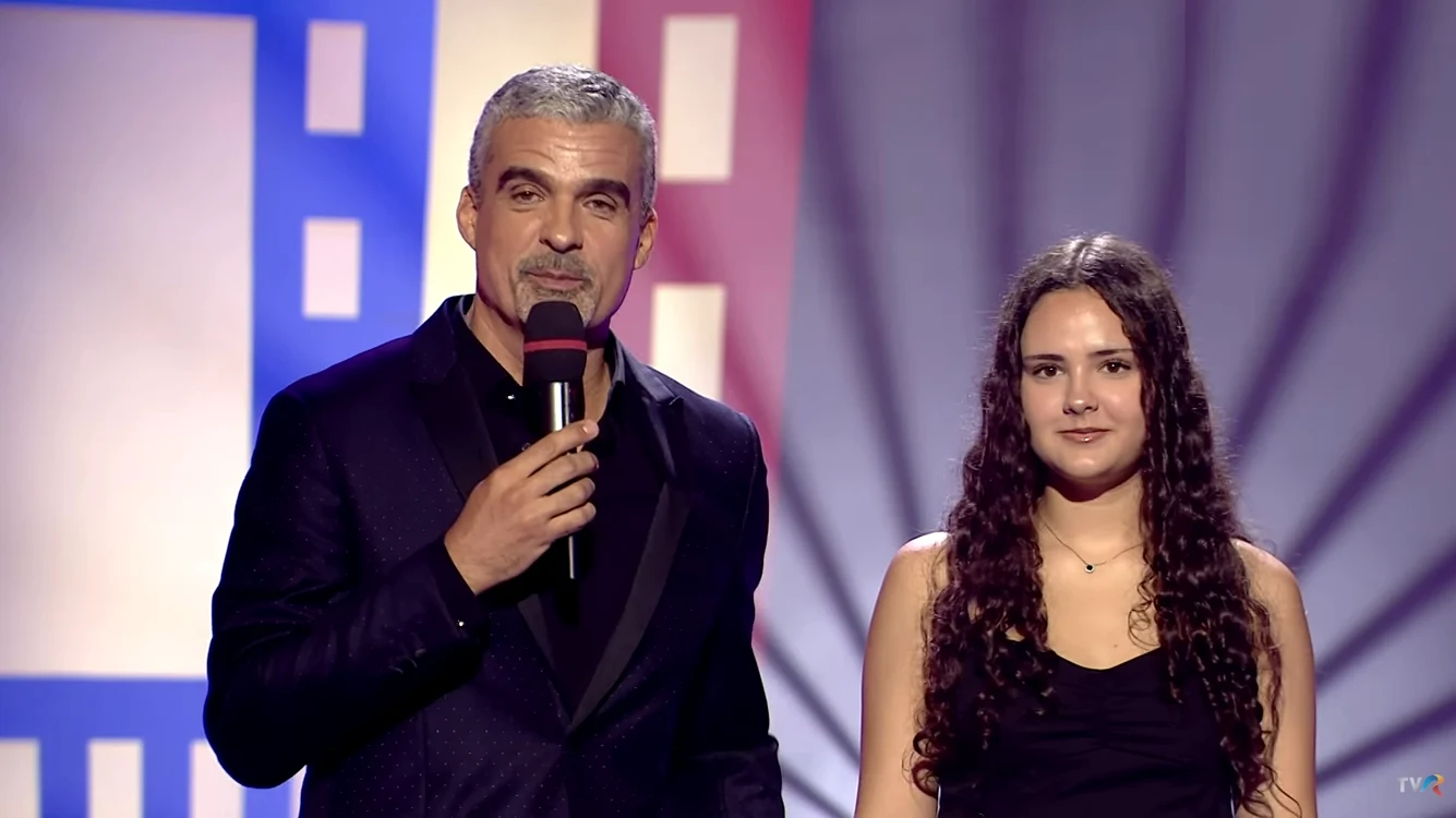 Aurelian Temișan și Monica Davidescu, cu fiica lor, Dora, la TVR   captură de ecran (17) jpg