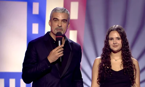 Aurelian Temișan și Monica Davidescu, cu fiica lor, Dora, la TVR   captură de ecran (17) jpg