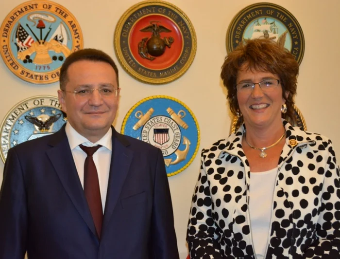 Ambasadorul George Cristian Maior, alături de aleasa republicană Jackie Walorski