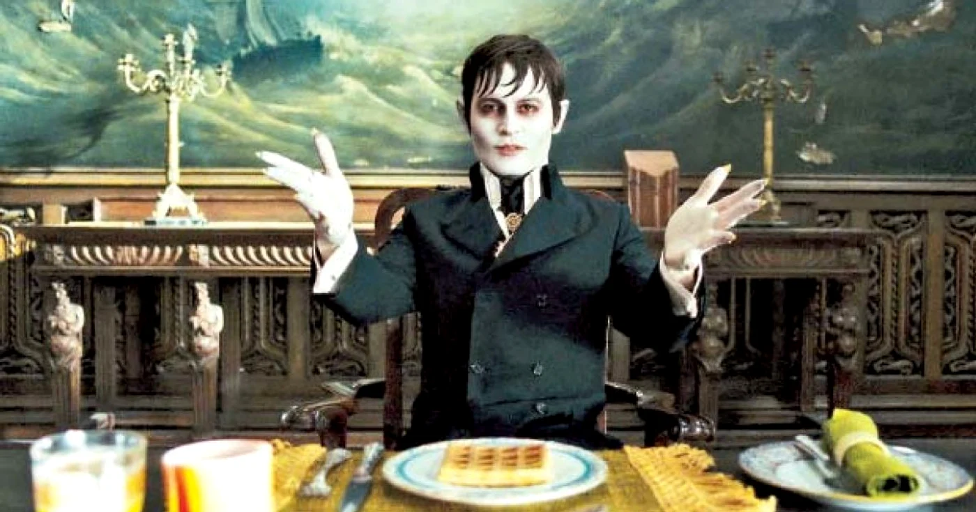 Johnny Depp în „Umbre întunecate“