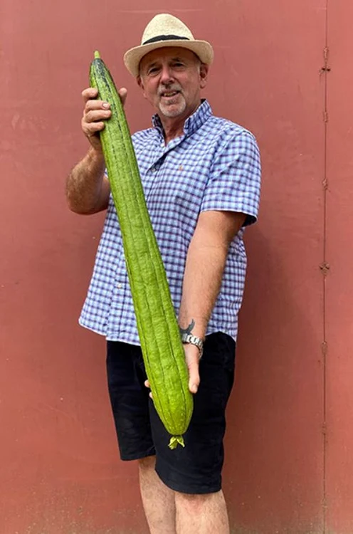 Graham Barratt a crescut cea mai mare lufă din lume (Foto: Guinness World Records)