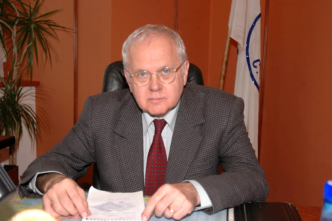 Victor Babiuc va executa pedeapsa de doi ani de închisoare în regim deschis FOTO Adevărul