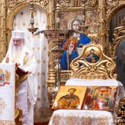 patriarhul daniel slujba de anul nou jpg