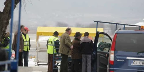 Pistolul a fost ridicat de poliţişti