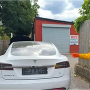 tesla model s reparatii jpg