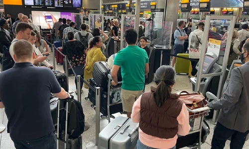 aroportul heathrow foto profimedia jpg