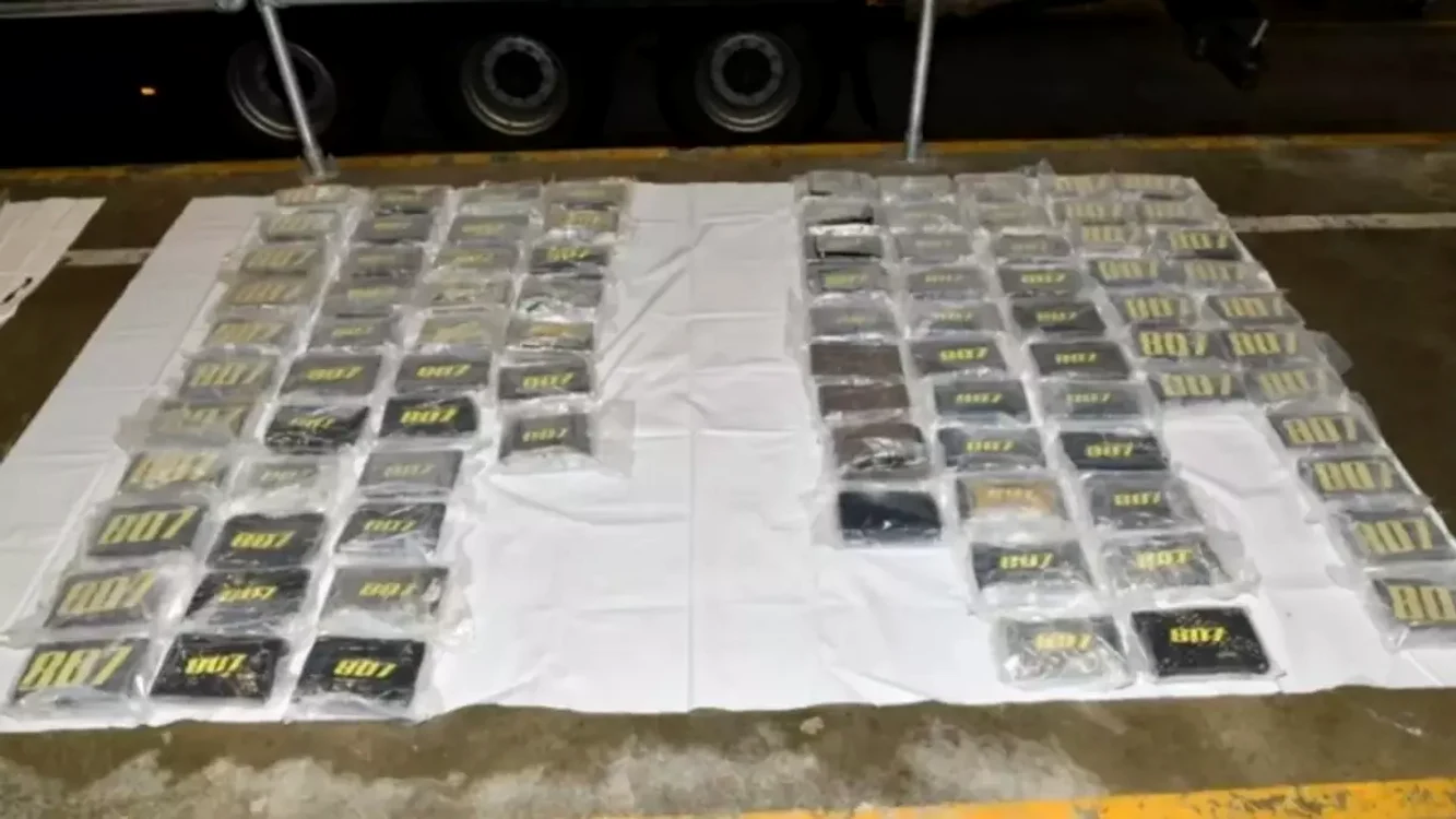 Trafic de droguri de amploare descoperit în UK.