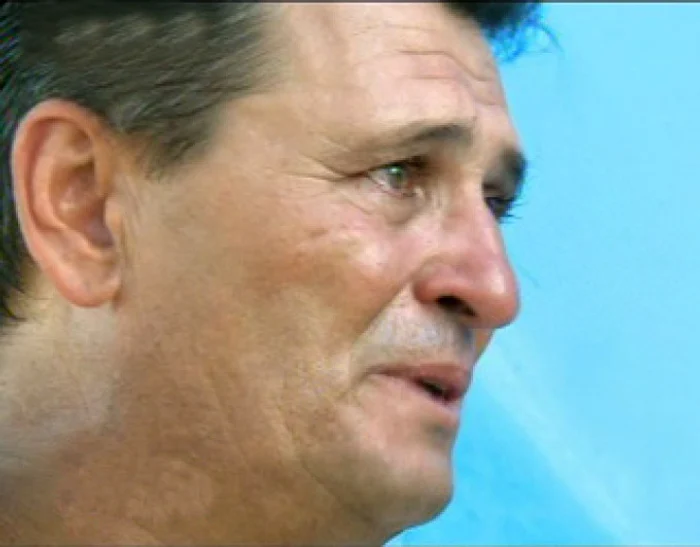 Nea Marin s-a emoționat foarte mult atunci când a vorbit despre copilărie, perioadă în care își vedea părinții doar de două ori pe an foto: Click!