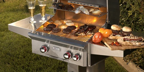 Grătar de exterior pentru gătit BBQ outdoor Sursă Embers Living jpg